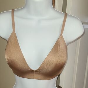 SKIMS Tan Women's Bra 32DD